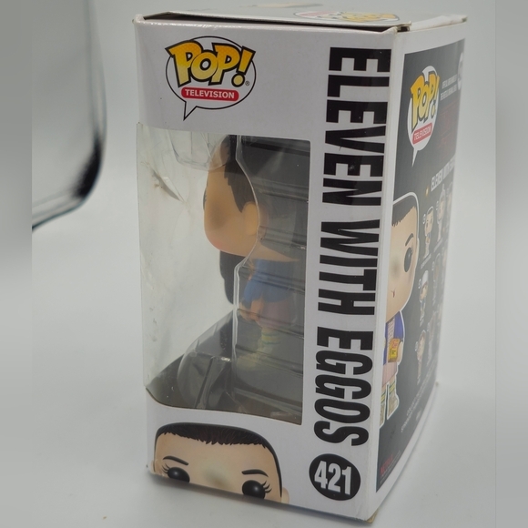 Funko POP! Stranger Things Eleven with Eggos #421 Vinyl Figure - Picture 3 of 9